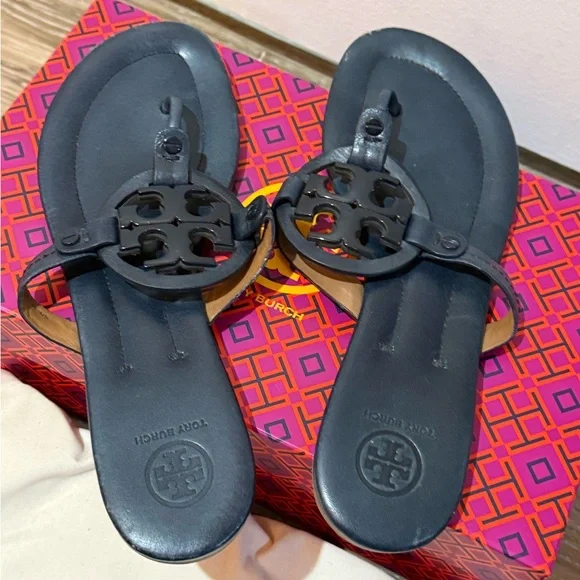 EUC Tory Burch Black Sandals with Box and Dust Bag - Picture 2 of 8